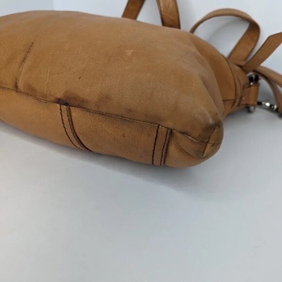 Hobo Leather Convertible Crossbody Shoulder Bag - Picture 12 of 16